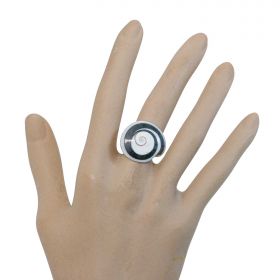 Bague coquillage noir et blanc oeil de shiva