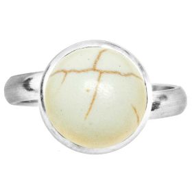 Bague argentée avec cabochon rond en magnésite