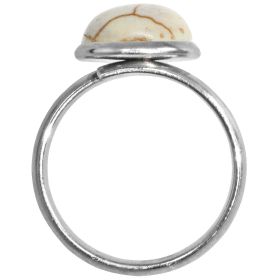 Bague argentée avec cabochon rond en magnésite