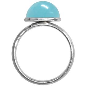Bague argentée avec cabochon rond en jade teinté bleu