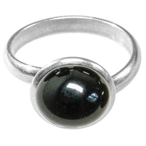 Bague argentée avec cabochon rond en obsidienne noire