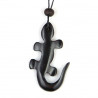 Pendentif salamandre ou gecko en bois avec cordon