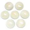 Boucles d'oreilles puces avec cabochon rond en agate blanche translucide