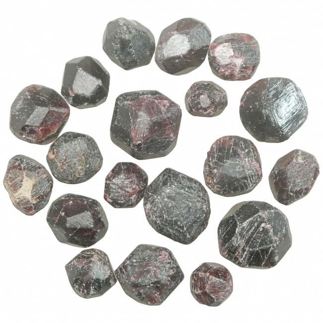 Pierres brutes cristaux grenat almandin - 1 à 1.5 cm - Lot de 3