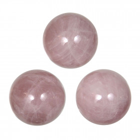 Sphère en quartz rose