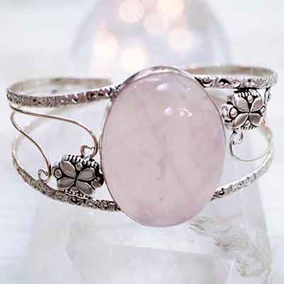 bijoux quartz-rose