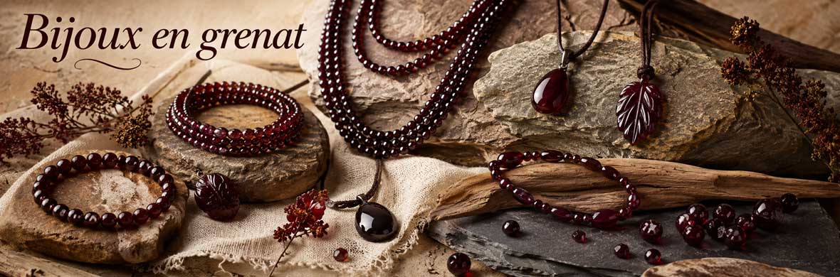 bijoux en grenat naturel, bracelets, colliers, pendentifs et bagues en pierre rouge