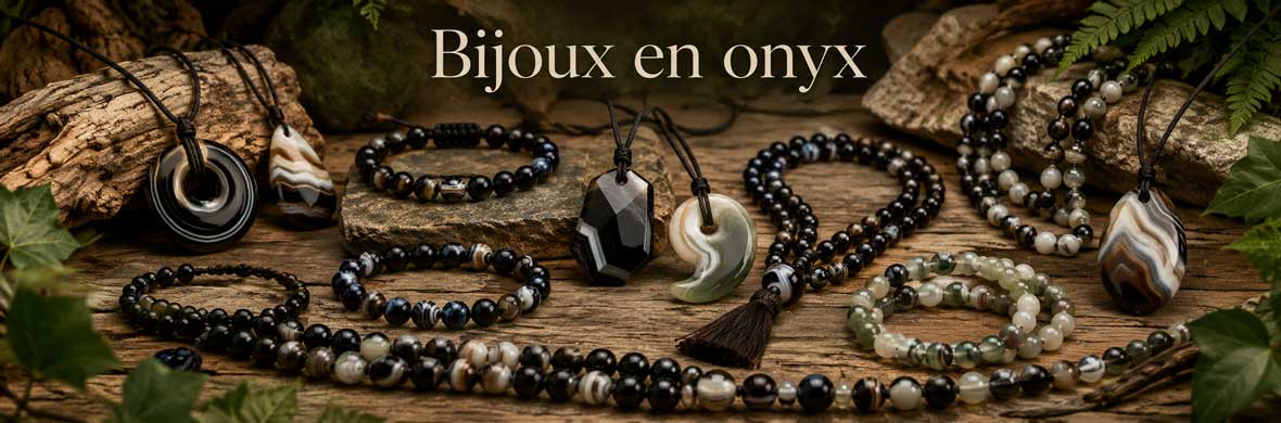 bijoux en onyx naturel, bracelets, colliers, pendentifs et bagues en pierre noire