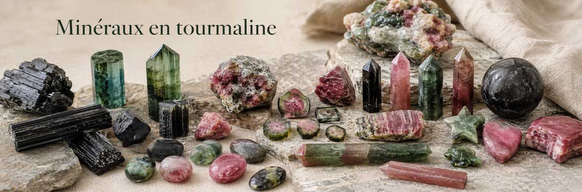 pierres, cristaux et objets en tourmaline naturelle
